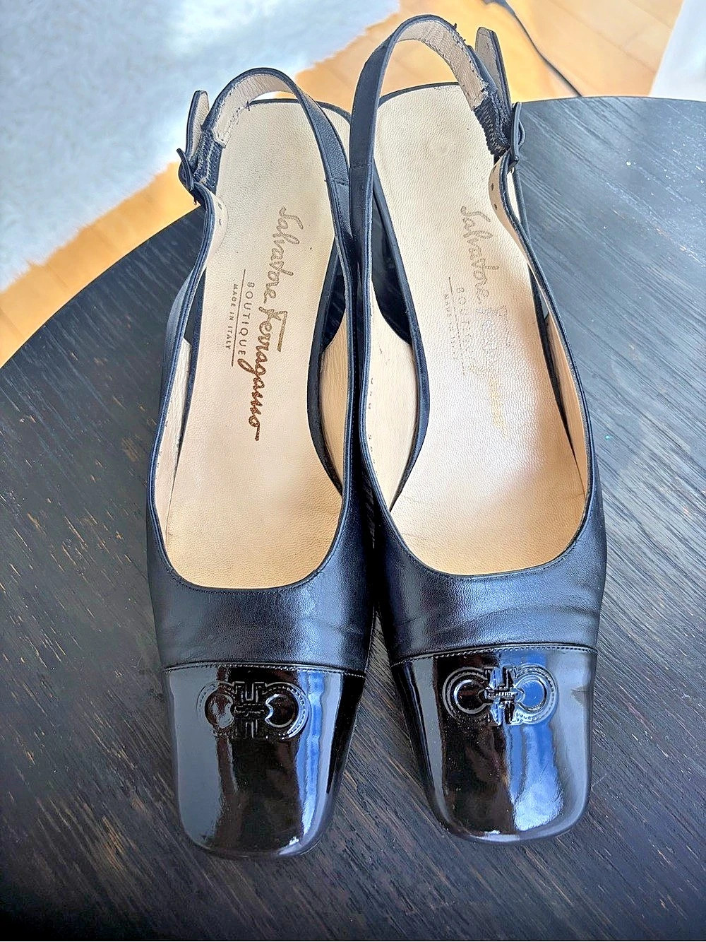 Salvatore Ferragamo Vara Gancini Patent Cap Toe Slingback Heels Black Patent Sz